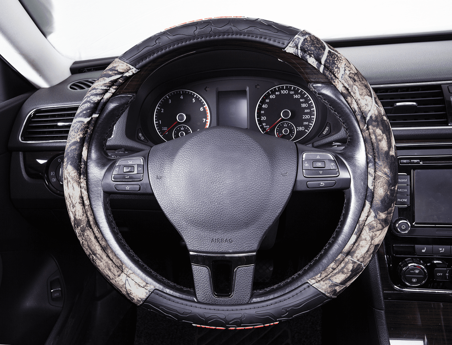 Mossy Oak 1PC Heavy Duty Truck Steering Wheel Cover Camo Green - Universal Fit, 21SWC75